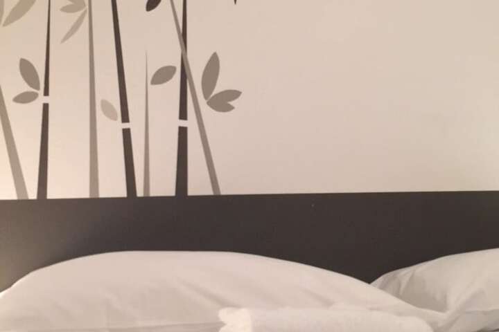 Room 14 of 38
