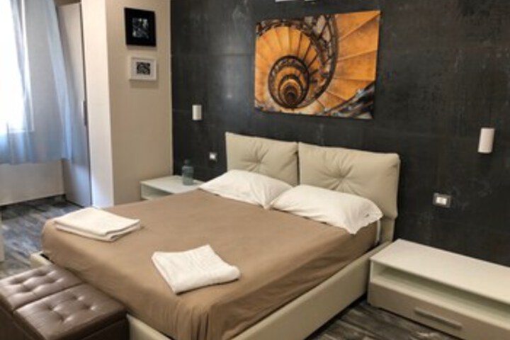 Room 42 of 82