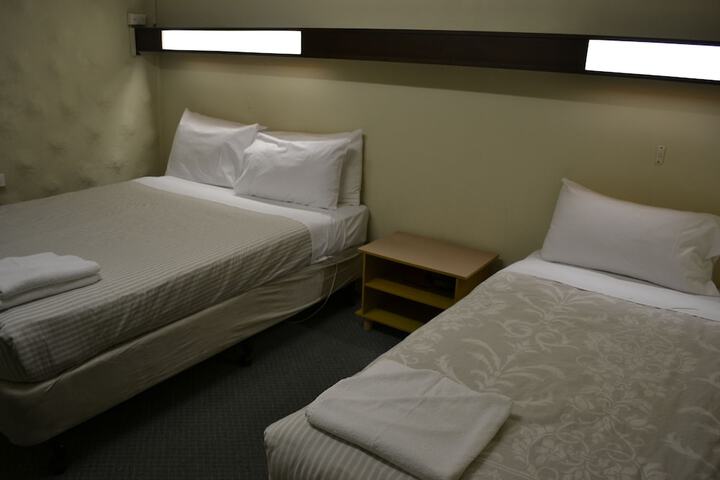 Room 9 of 44