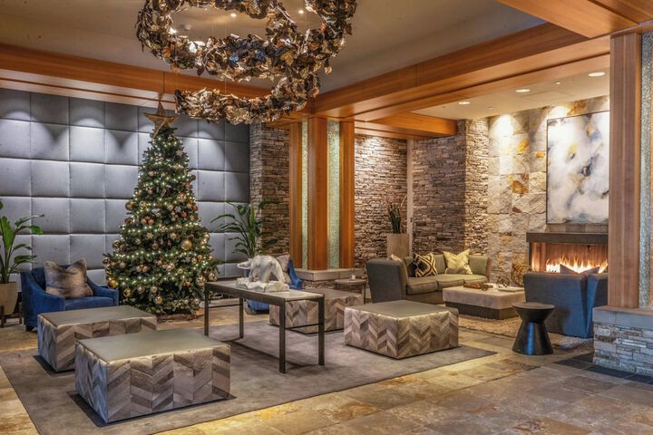 Lobby Entry