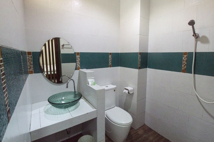 Room 65 of 88