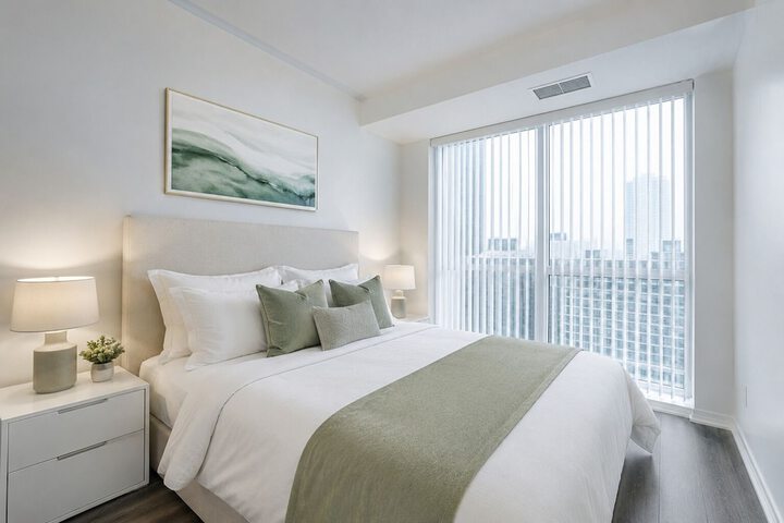 Room 2 of 6