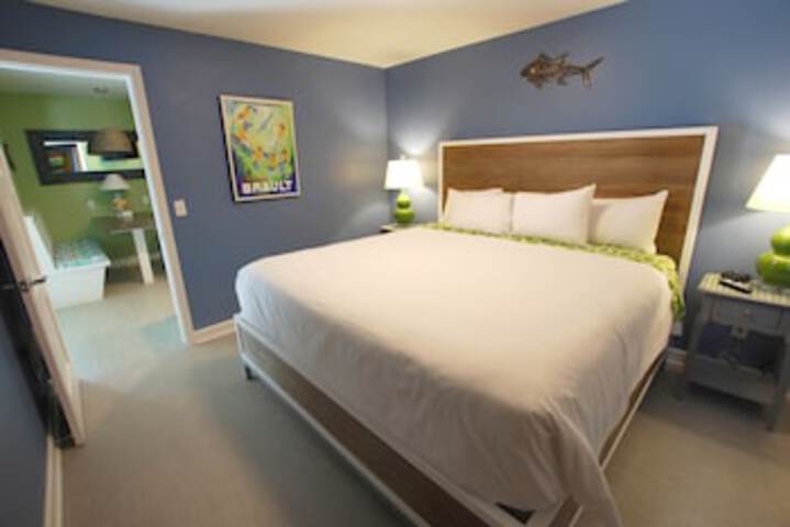 Room 25 of 279