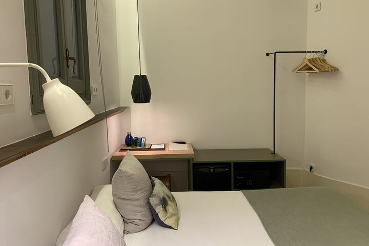Room 18 of 61