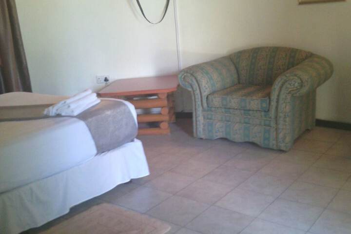 Room 6 of 26