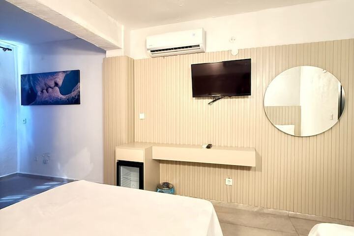 Room 16 of 39