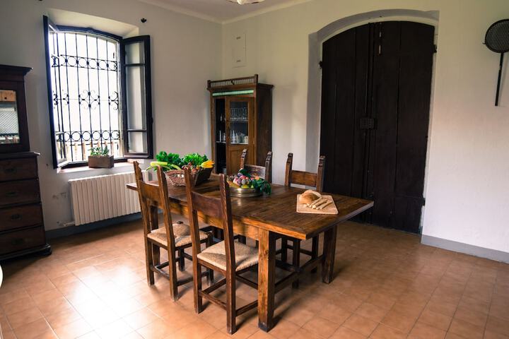 Room 15 of 46