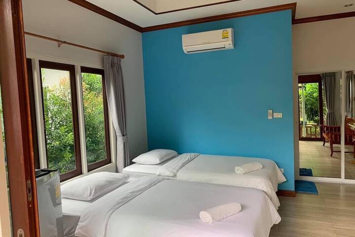 Room 17 of 49