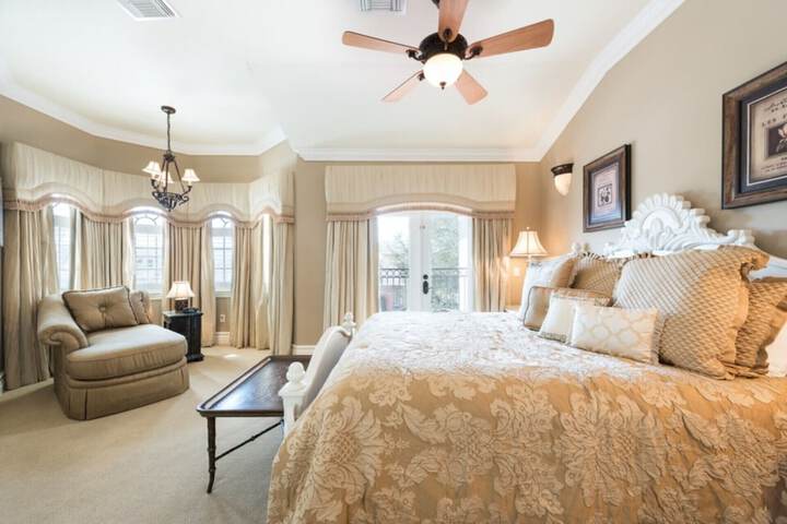 Room 3 of 58
