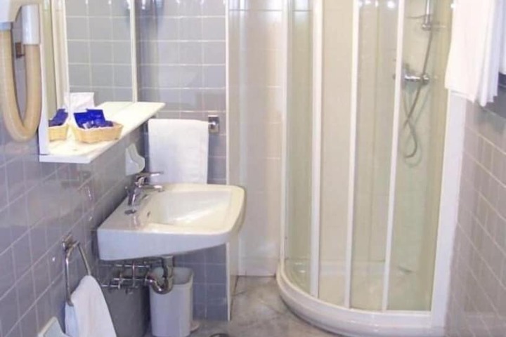 Bath Photo