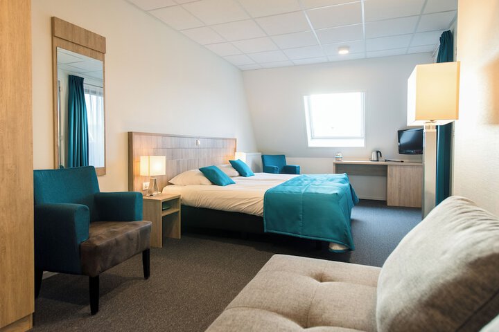 Room 21 of 43