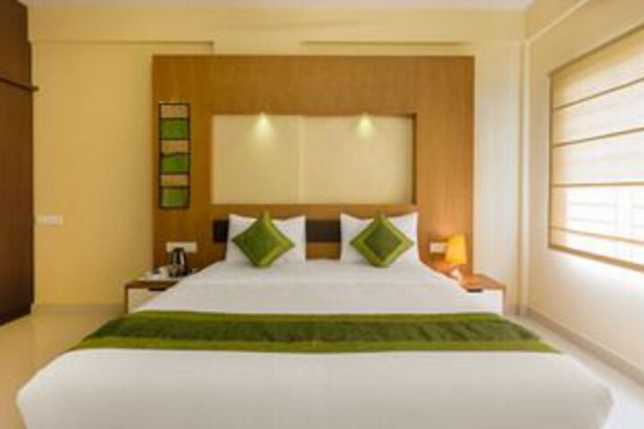 Room 14 of 42
