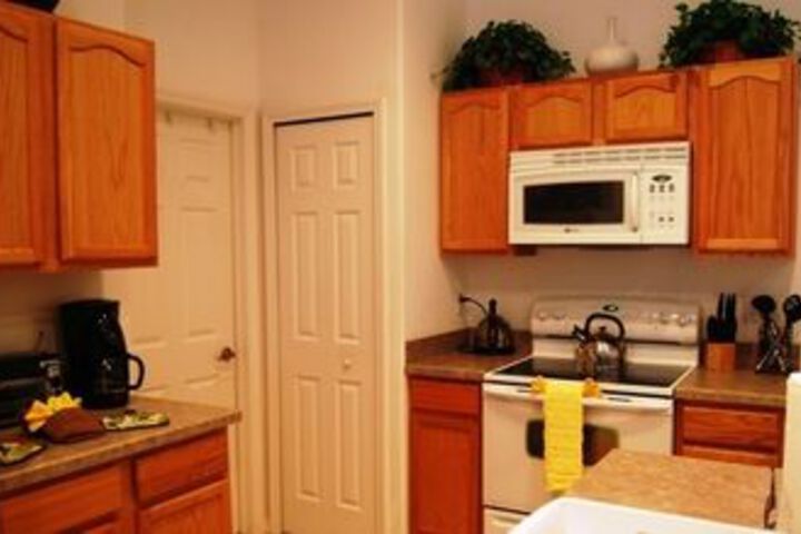 Room 12 of 19