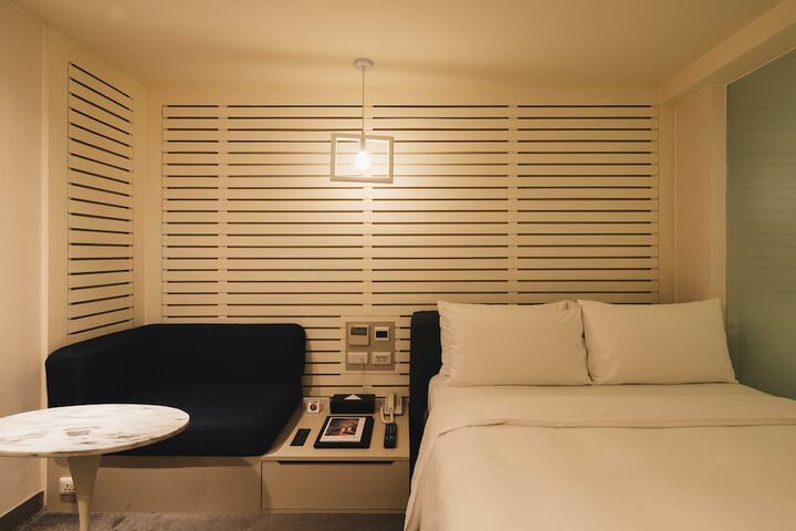 Room 20 of 40