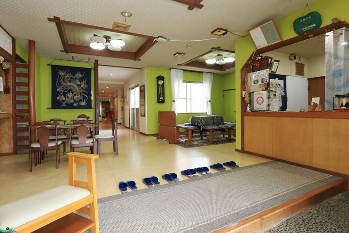 Photo 2