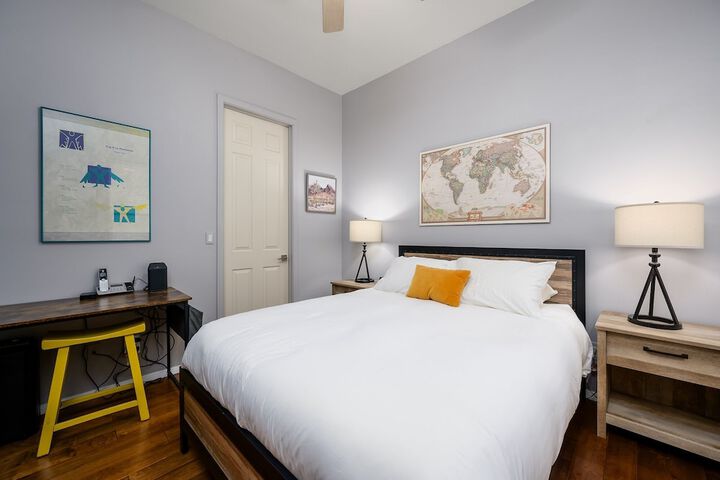 Room 4 of 69