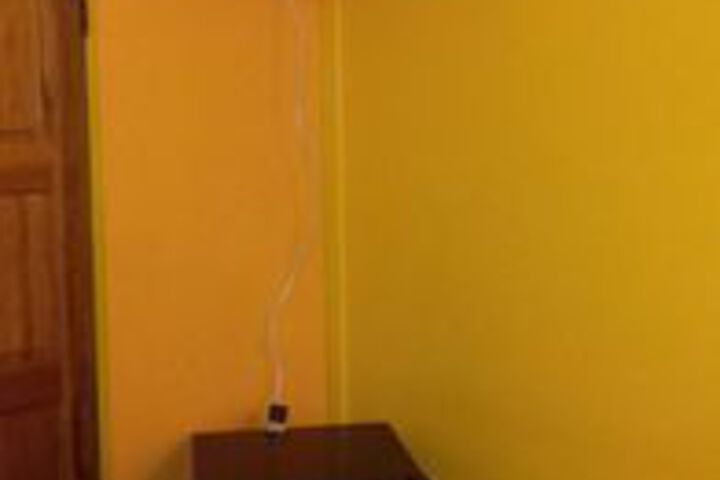 Room 28 of 34