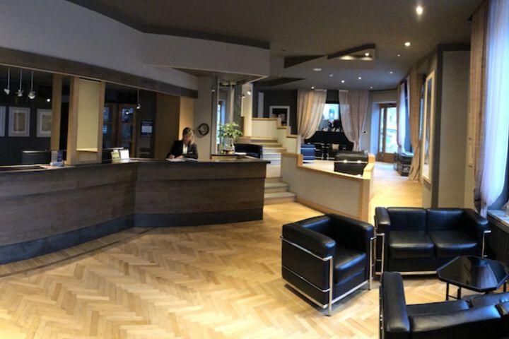 Lobby Entry