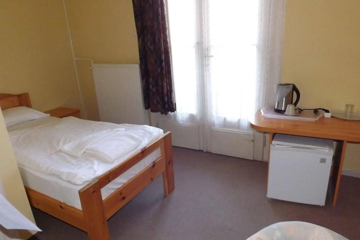 Photo 5