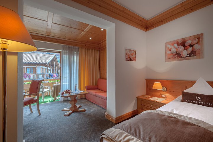 Room 10 of 49