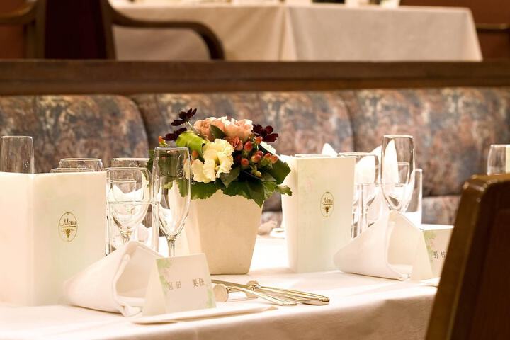 Dining Photos