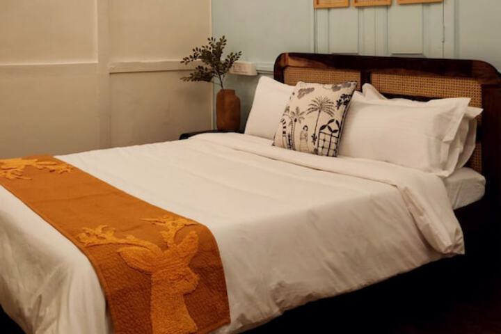 Room 4 of 21