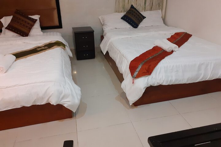 Room 6 of 48