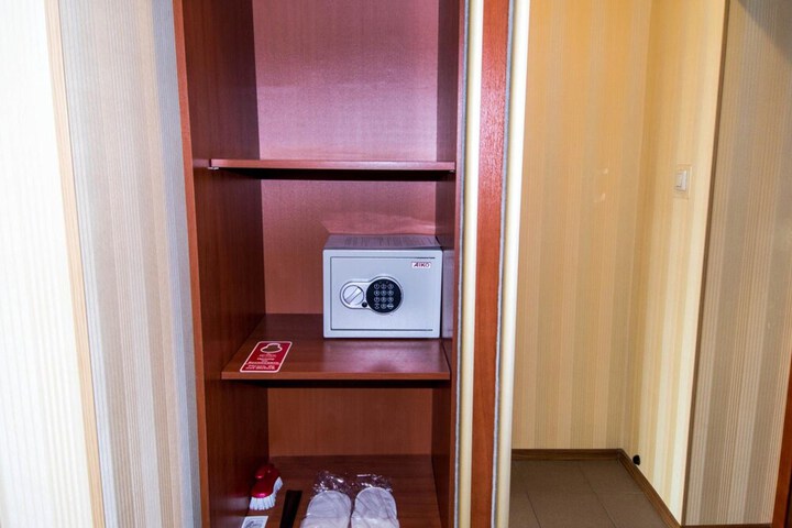 Room 12 of 54