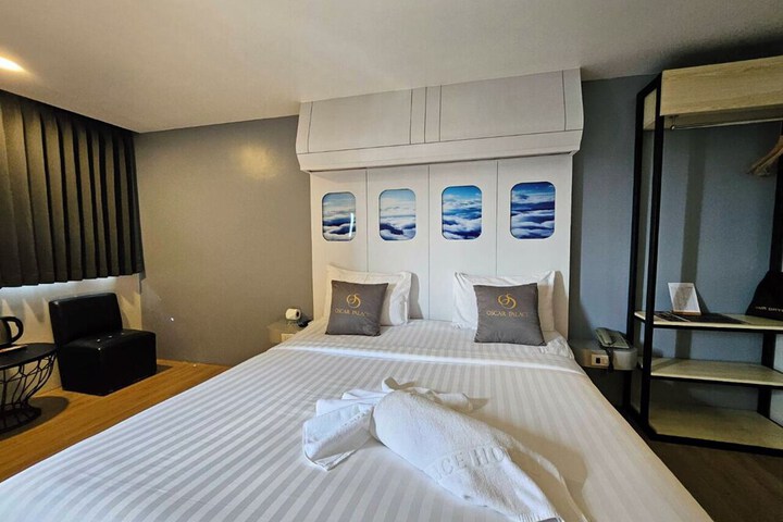 Room 20 of 49