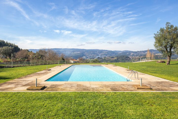 Hotel with Pool