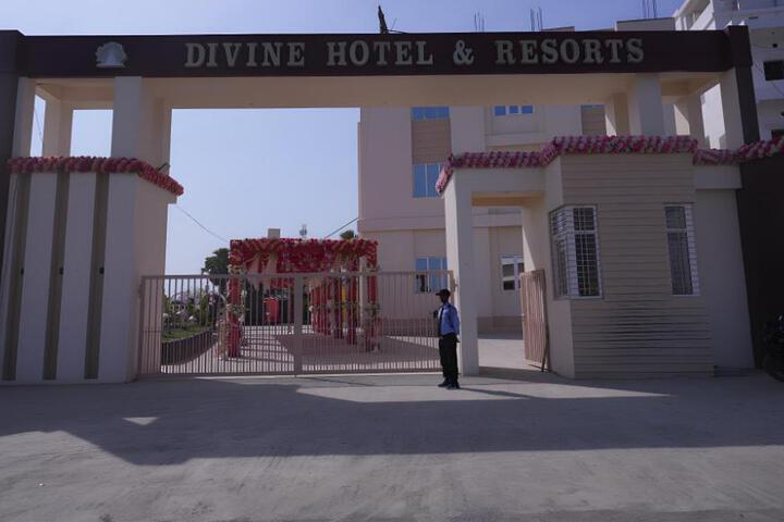 Divine Hotel & Resorts