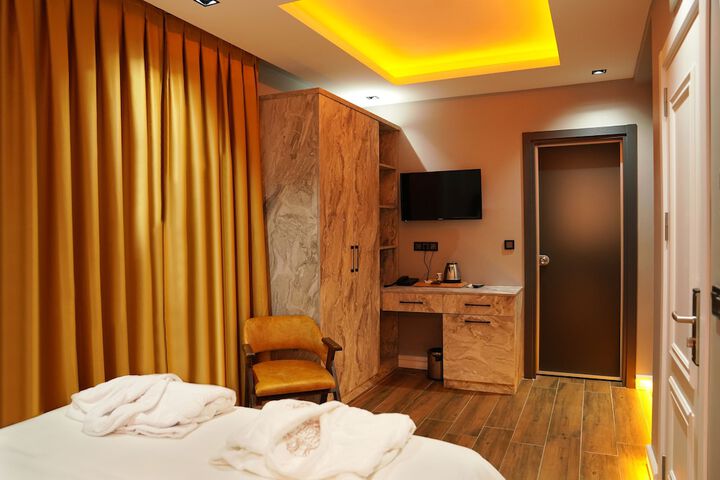 Room 4 of 45