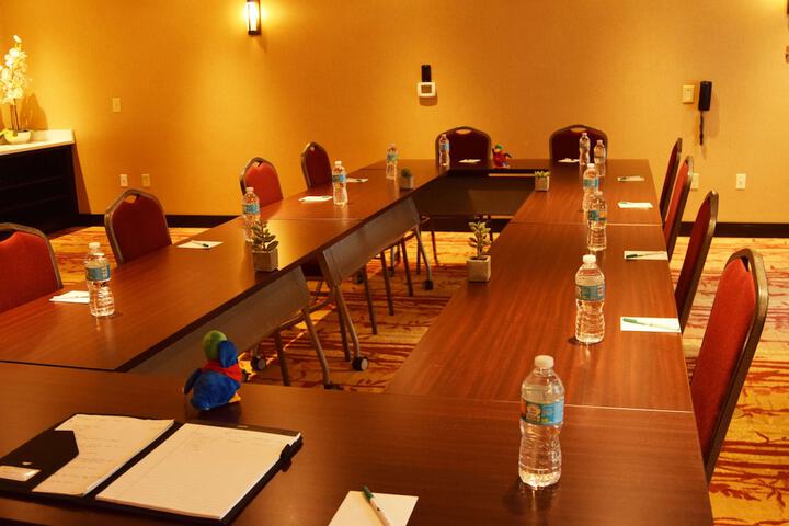 Meeting facility