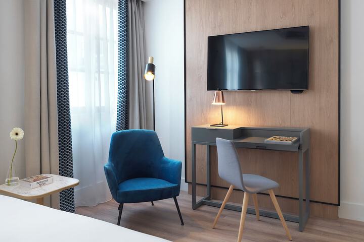 Room 34 of 55