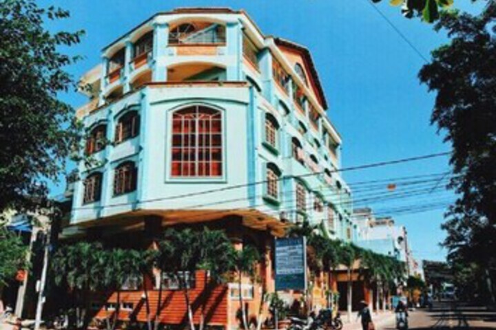 Hotel 5 of 17