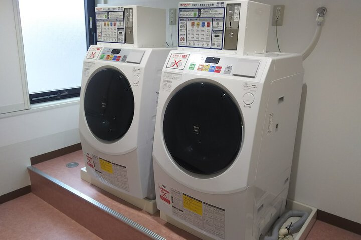 Room 12 of 22