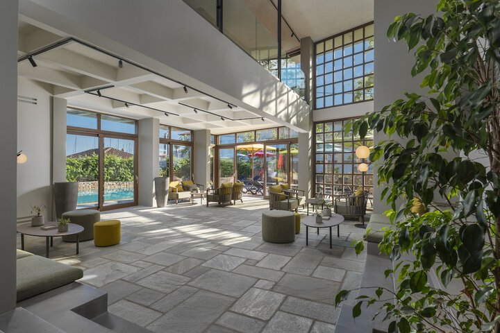 Lobby Photos