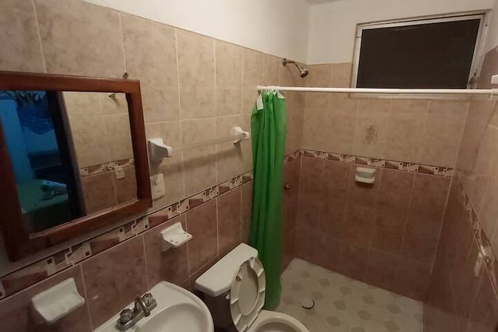 Room 17 of 34
