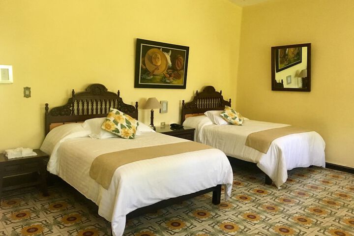Room 4 of 53