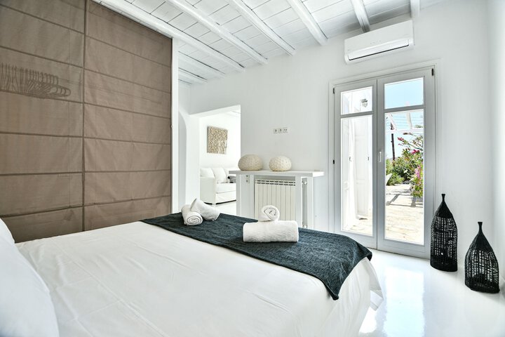 Room 5 of 30