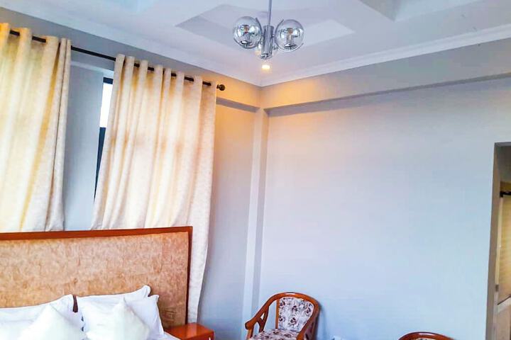 Room 25 of 133
