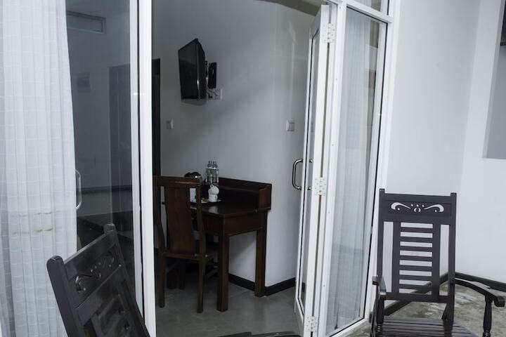 Hotel 2 of 76