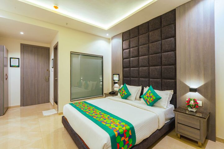 Room 42 of 54