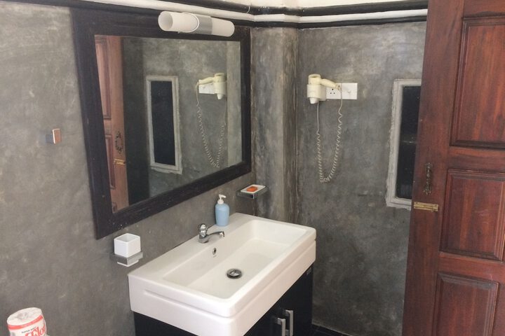 Room 37 of 52