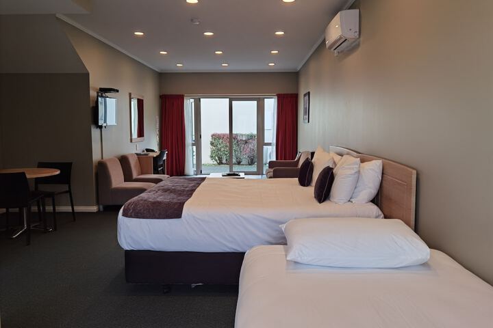 Room 18 of 53