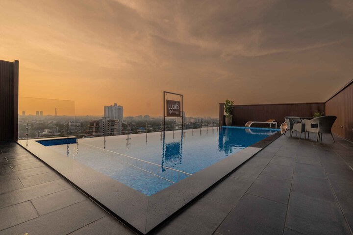 Pool 17 of 41