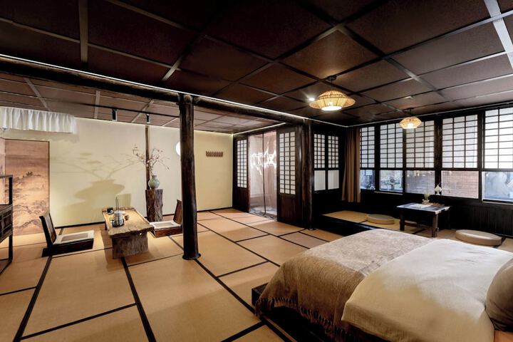 Room 37 of 139
