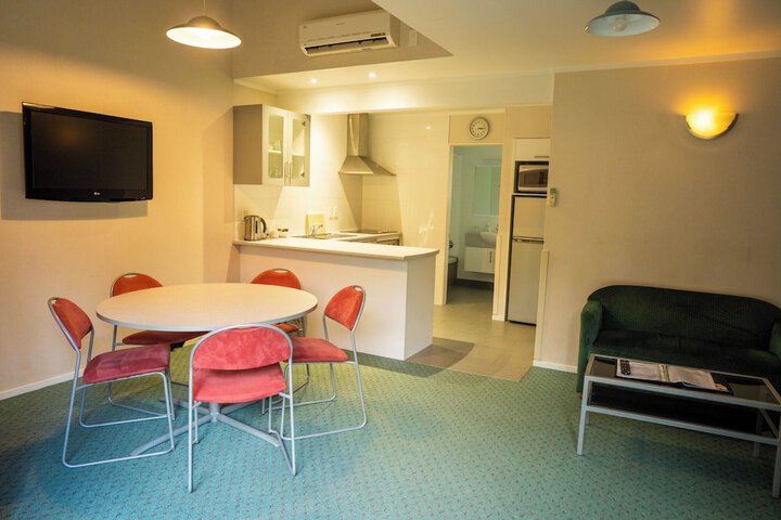 Room 20 of 36