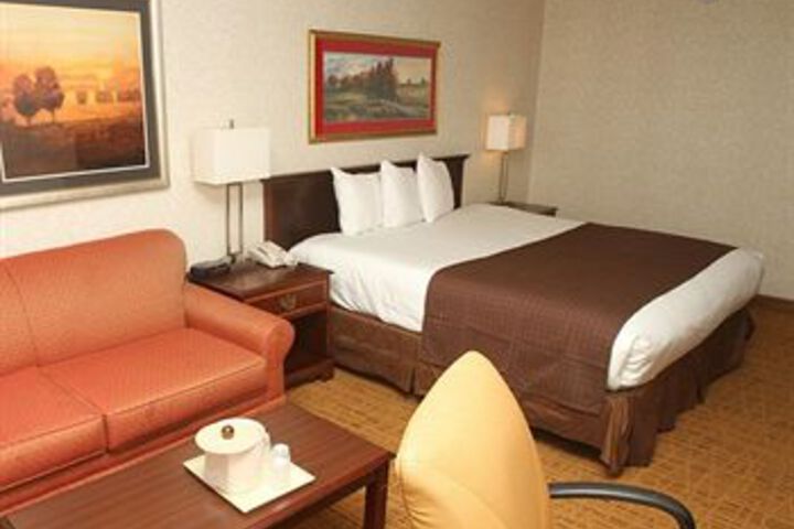 Room 5 of 26
