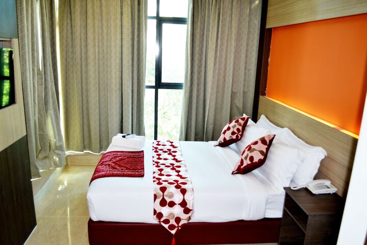 Room 5 of 44